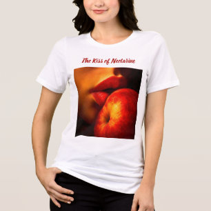 Der Kuss der Nektarine – Ein intimes Porträt Tri-Blend Shirt