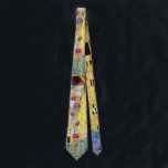 Der Kuss von Gustav Klimt, Vintager Jugendstil Krawatte<br><div class="desc">Jetzt verfügbar! Doppelseitige gedruckte Krawatte! Zweimal so schön! Der Kuss (Der Kuss) (1907/08) von Gustav Klimt ist wahrscheinlich sein berühmtestes Werk. Klimt begann seine Arbeit im Jahre 1907 und ist der Höhepunkt seiner so genannten Goldenen Periode. Der Kiss ist ein Vintages Viktorianisches Era-Symbolismus, das eine Liebe und Romantik mit einem...</div>