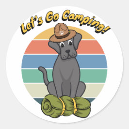 Der lustige große Hund will Camping zu gehen Runder Aufkleber