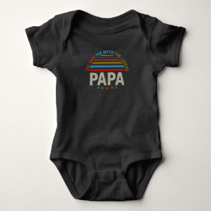 Der Mann, der Mythos, die Legenden PAPA Baby Strampler