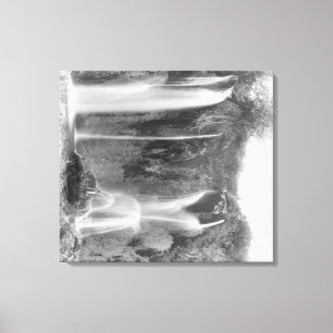 Der Mann, der unter dem Spearfish stehend ist, Leinwanddruck