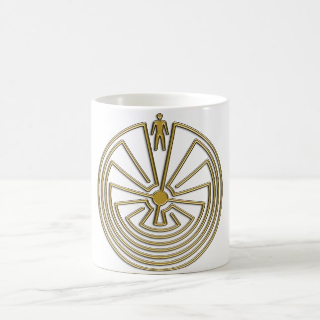 Der Mann im Maze - Gold Tasse (Mittel)