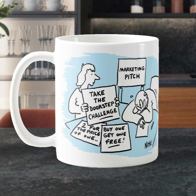 Der Marketing Manager ist für einen Verkaufspunkt  Kaffeetasse (Von Creator hochgeladen)
