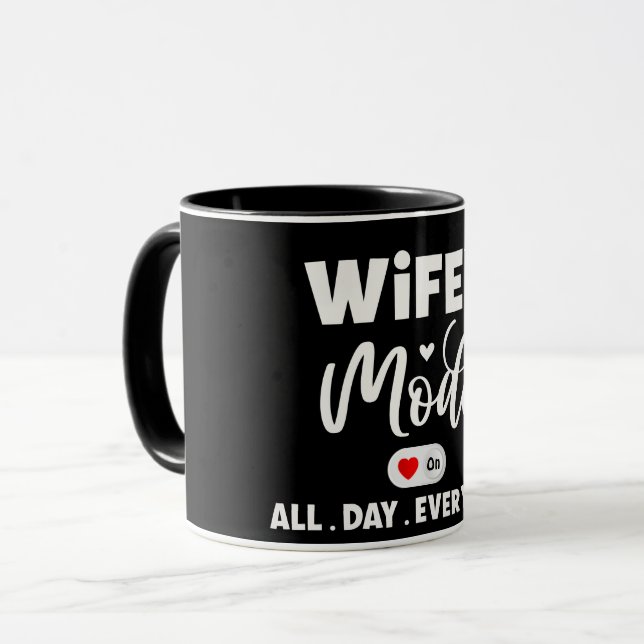 Der moderne Wifey-Modus tagtäglich Tasse (Vorderseite Links)