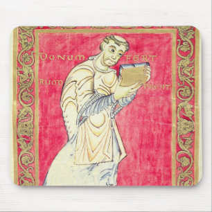 Der Mönch Ruodprehet, der sein Buch darstellt Mousepad
