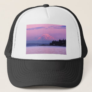 Der Mount Rainier am Sonnenuntergang, Staat Truckerkappe