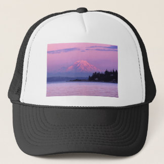 Der Mount Rainier am Sonnenuntergang, Staat Truckerkappe