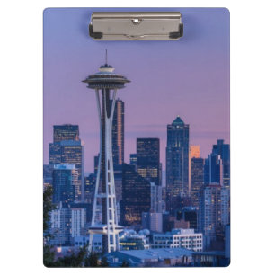 Der Mount Rainier im Hintergrund Klemmbrett
