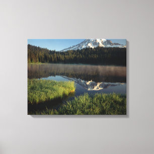 Der Mount Rainier reflektierte sich im Reflection Leinwanddruck