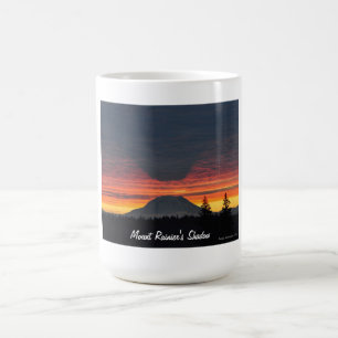 Der Mount Rainier und seine Schatten-Tasse Tasse