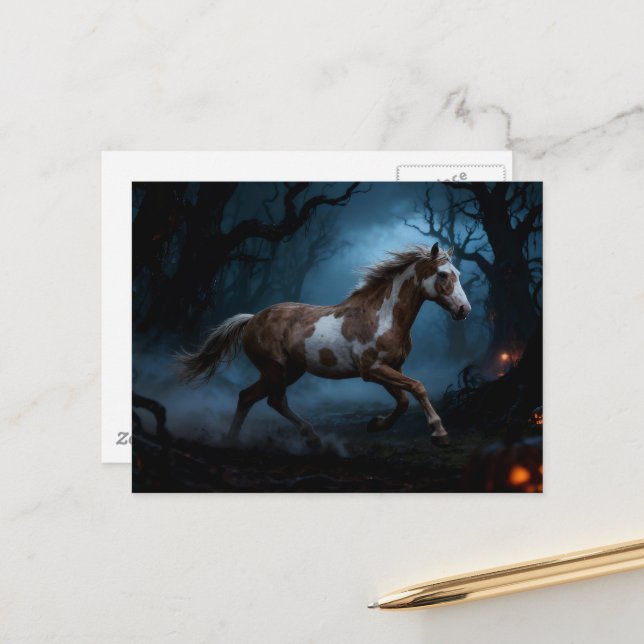Der Mustang im verlassenen Wald Postkarte (Vorderseite/Rückseite Beispiel)