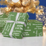 Der Name Ihres Kindes auf der grünen Gift Wrap von Geschenkpapier<br><div class="desc">Einfach mit dem Namen Ihres Kindes personalisieren! Ändern Sie es einfach einmal für das gesamte Design. Ihr Kind wird seine Geschenke,  die in diesem Papier eingepackt sind,  direkt vom Weihnachtsmann selbst Liebe geben!</div>
