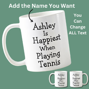 Der Name ist glücklich beim Tennisspielen Kaffeetasse