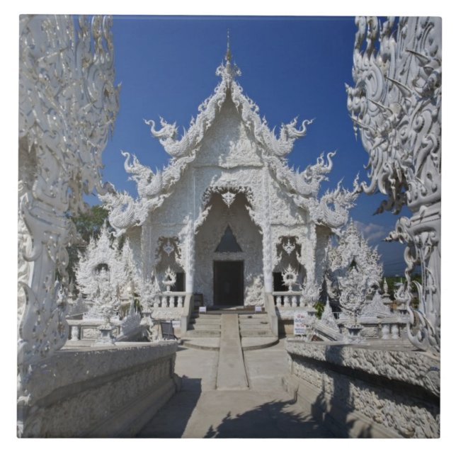Der neue weiße Tempel von Wat Rong Khun in Fliese (Vorderseite)