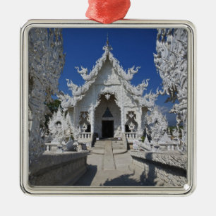 Der neue weiße Tempel von Wat Rong Khun in Ornament Aus Metall