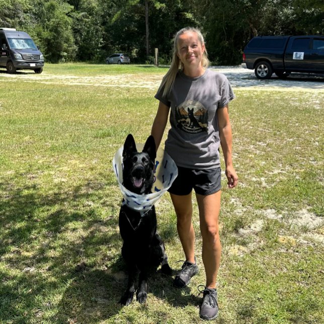 Der Pantera-T - Shirt (Our trainer Emily in a Pantera T-Shirt with Pantera wearing a cone after her emergency surgery.)