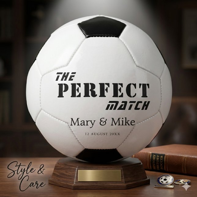 Der perfekte Fußball für Paare als Geschenk (The Perfect Match Soccer Ball For Couples Gift)