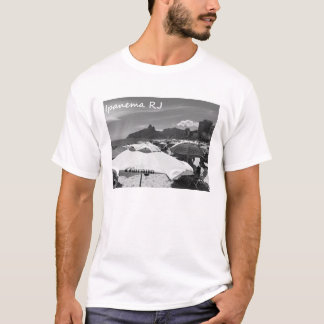 Der perfekte T - Shirt mit Ipanema Beach in Rio