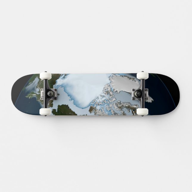 Der Planet Erde zeigt eine Eisdecke im Jahr 1980. Skateboard (Horizontal)