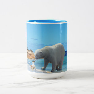 Der Polarbär am Strand, Zweifarbige Tasse