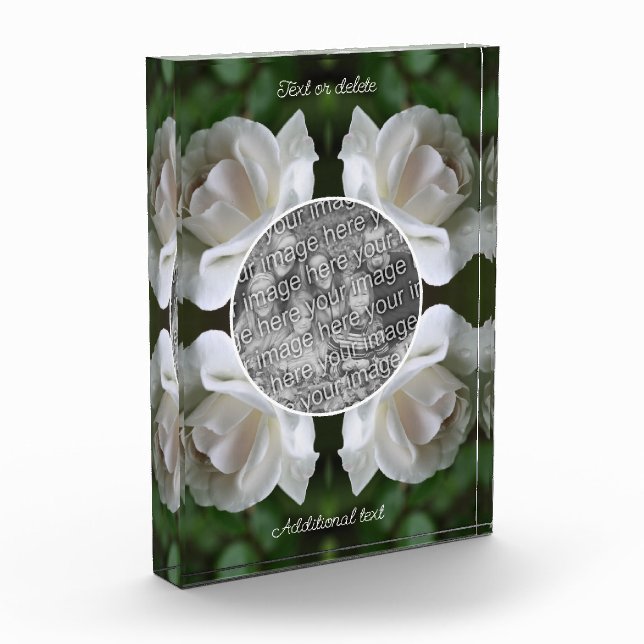 Der Rahmen mit weißen Rosen kreiert Ihre eigene Fotoblock (Links)