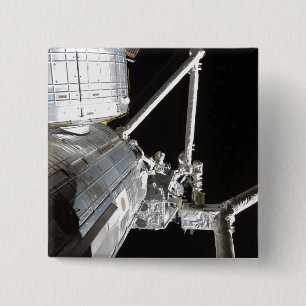 Der Roboterarm des japanischen Experiments Modu 2 Button