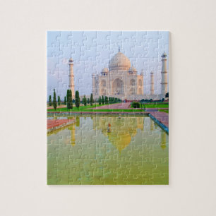 Der ruhige friedliche Weltberühmte Taj Mahal bei Puzzle