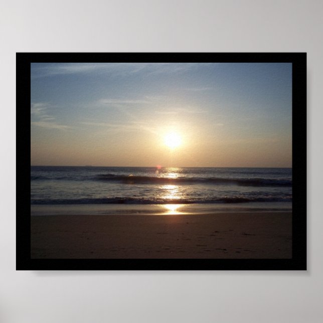 Der ruhige Morgen am Strand Poster (Vorne)