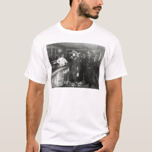 Der Saal-Bar des seifigen Smiths T-Shirt