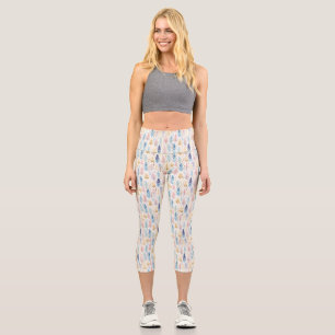 Der Schmetterling ist eine fliegende Blume Capri Leggings