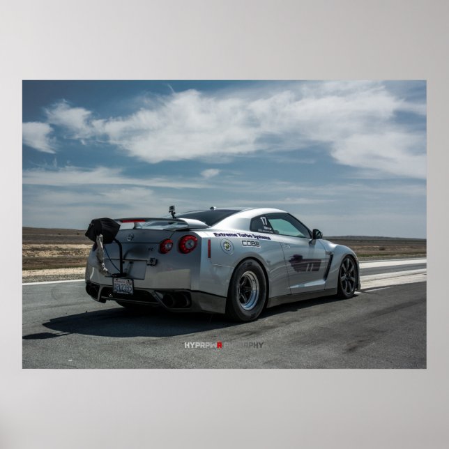 Der schnellste GT-R der Welt mit 1700PS Poster (Vorne)