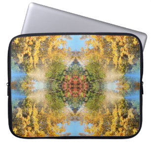 Der schöne Wald im Herbst... Laptopschutzhülle