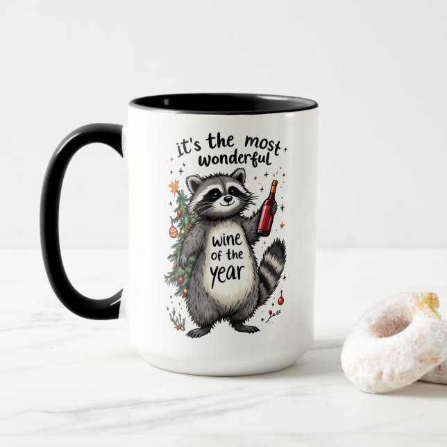 Der schönste Wein des Jahres Raccoon Tasse (Mit Donut)