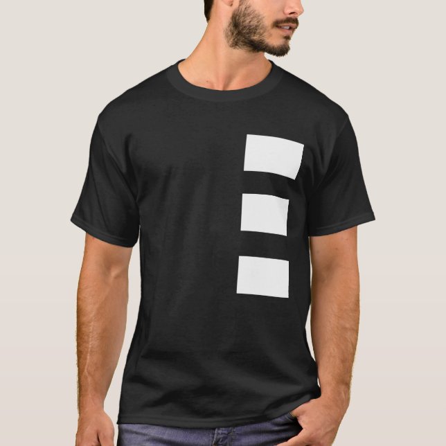 Der Schwarz-Weiß-T - Shirt des Großmenschen (Vorderseite)