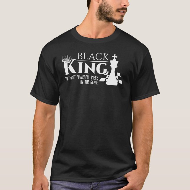Der schwarze König ist das mächtigste Stück im Spi T-Shirt (Vorderseite)