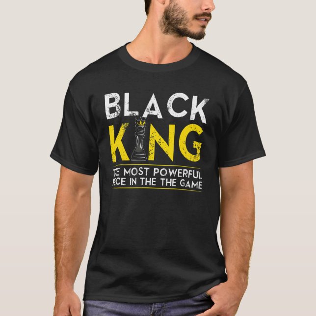 Der schwarze König ist das mächtigste Stück im Spi T-Shirt (Vorderseite)