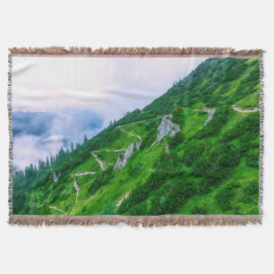 Der steile Weg auf dem Berg Decke