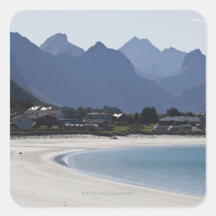 Der Strand von Ramberg ist berühmt für sein weißes Quadratischer Aufkleber