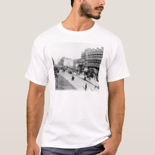 Der Strang und Charing Querdie station, London T-Shirt