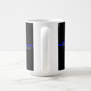 Der symbolische dünne blaue Text auf schwarz Kaffeetasse