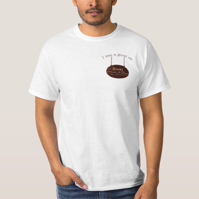 Der T - Shirt "Bücher & Brews" (Vorderseite)