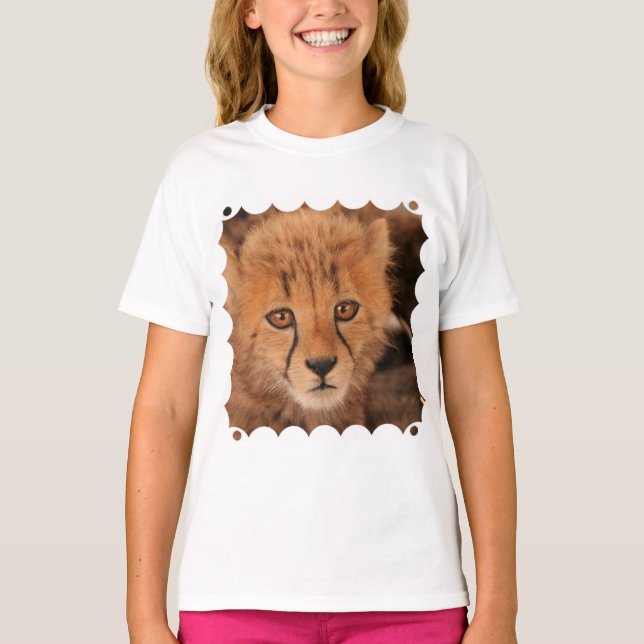 Der T - Shirt des Babycheetah-Kindes (Vorderseite)