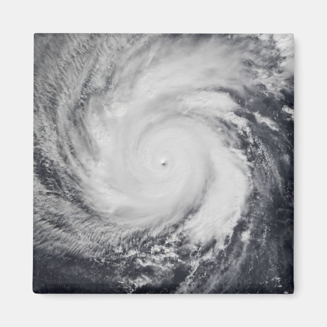 Der Taifun Faxai im Western des Pazifischen Ozeans Magnet (Vorne)