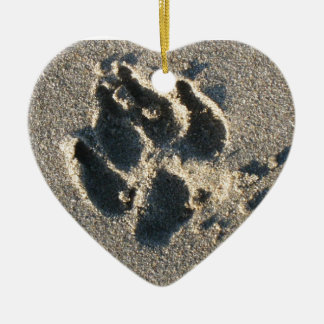 Der Tatzedruck des Hundes im Sand - Verzierung Keramikornament