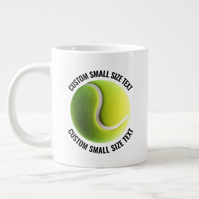 Der Tennisball ist Personalisierter Text kleiner G Jumbo-Tasse (Links)