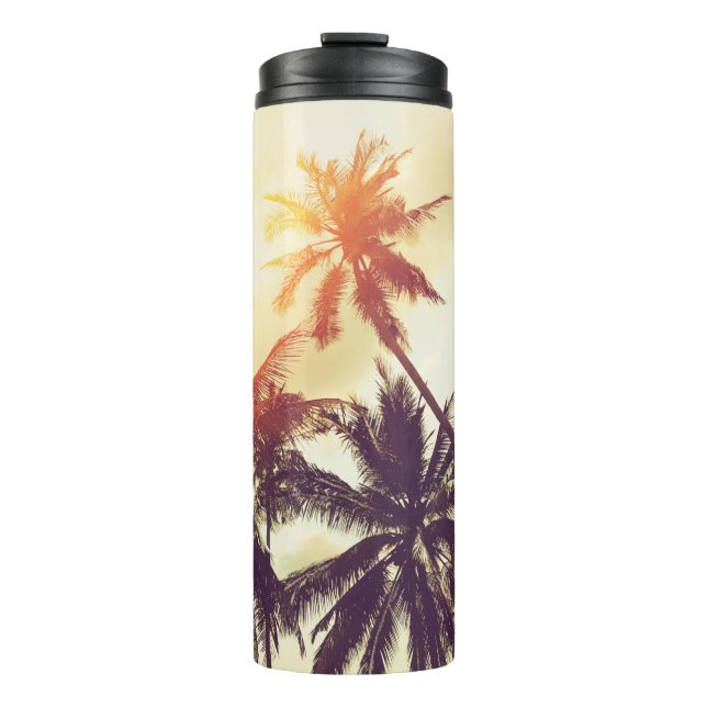 Der tropische Strand mit Palmenblättern Thermosbecher (Vorderseite)