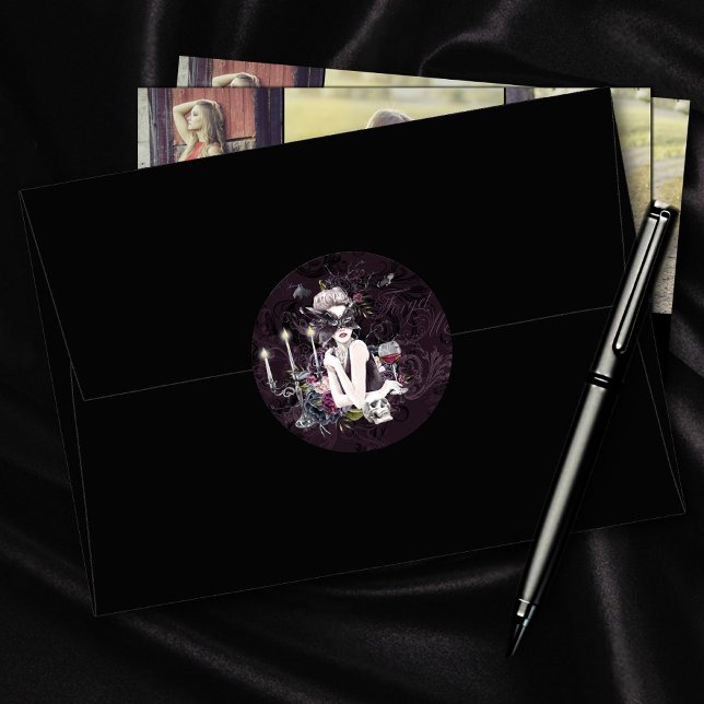 Der Vampir | Moody Gothic Vampy Glam Pale Skin Runder Aufkleber (Von Creator hochgeladen)