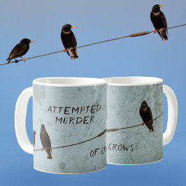 Der versuchte Mord an Krähen Humorvolles Mysterium Kaffeetasse
