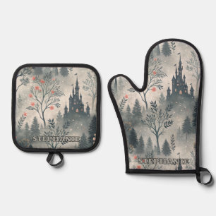 Der verzauberte Misty Forest mit dunklem Schloss - Ofenhandschuh & Topflappen-Set