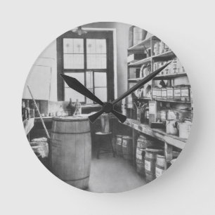 Der Wandstudio-Lagerraum, von den Werkstätten von Runde Wanduhr